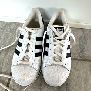 Adidas Superstar Sneakers
